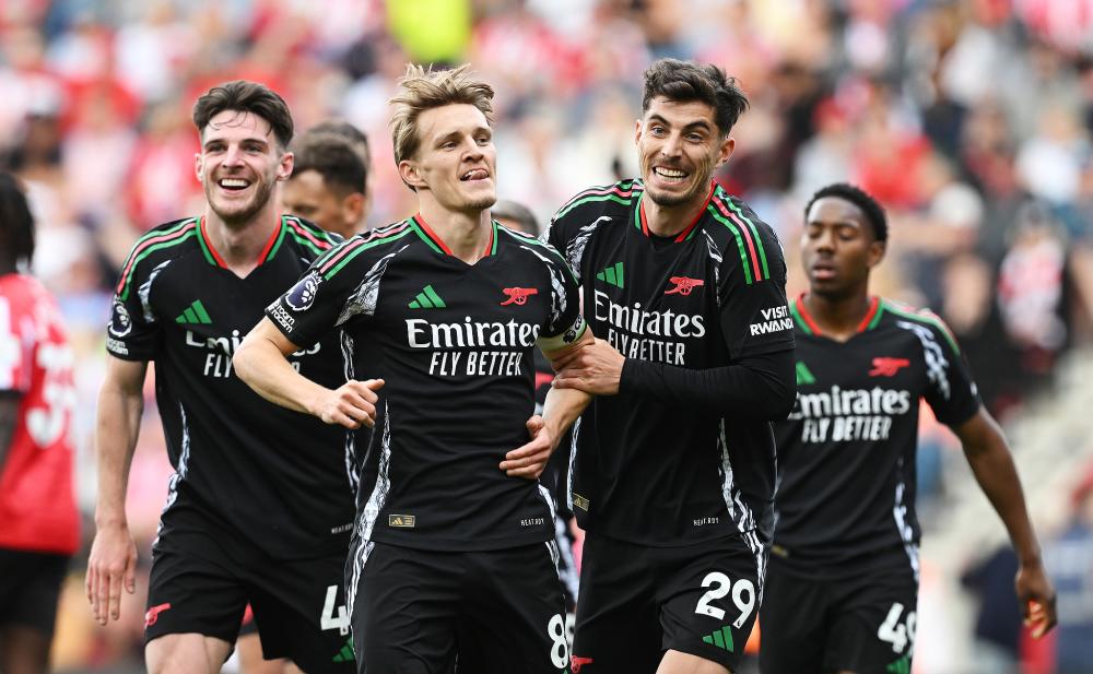 追平乔丹！穆雷生涯两次客场砍下50+且命中率超75%