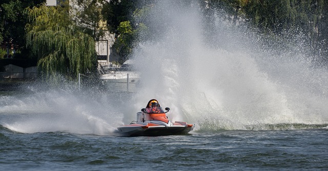 湖人vs猛龙首发：里夫斯搭档詹皇PK英格拉姆&巴恩斯